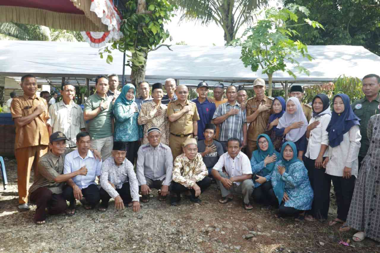 Percontohan Kelompok Budidaya Ikan Lele di Dusun IV Desa Lubuk Kemang